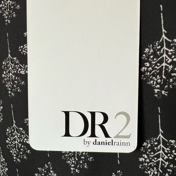 DR2 Blouse Cold Shoulder 1X *NWT* - Picture 10 of 12